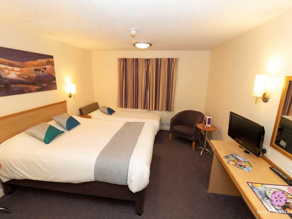 Ibis Wakefield East-Castleford Hotel Стая снимка